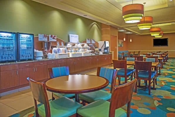 Breakfast room in the Holiday Inn Express Oceanfront