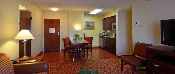 Hampton Inn Charlottesville at the University - Guestroom